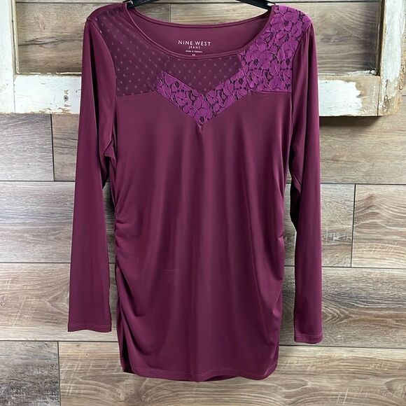 Nine West Women's  Burgundy Lace Stretchy Gathered Sides Top, Size Medium - Picture 1 of 5
